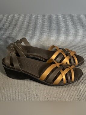 Crocs Flats Isabella Huarache Jelly Sandals Brown Strappy Comfort Women’s Size 7